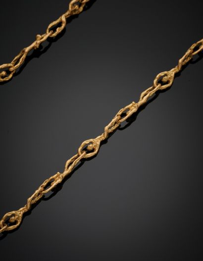 null ANNIE MOUCHETTE
NECKLACE in yellow gold (750‰) composed of 36 links featuring...