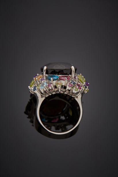 null Important "tutti frutti" silver ring (800‰) openwork, set with a smoky quartz,...
