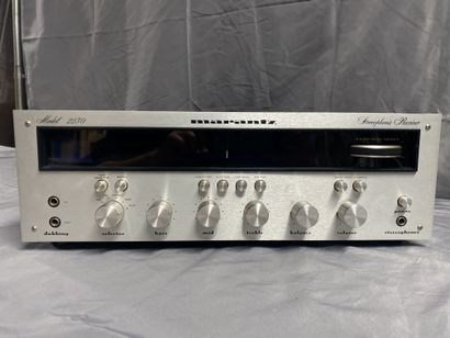 null Tuner amplifier, MARANTZ, 2230
Very good cosmetic condition, working
Sold as...