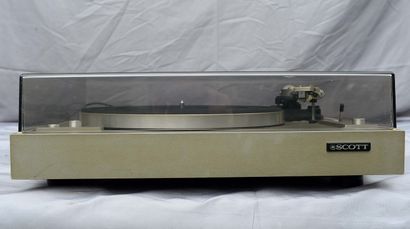 null Turntable, SCOTT, PS-17
Good cosmetic condition, not tested 
Sold as is, without...