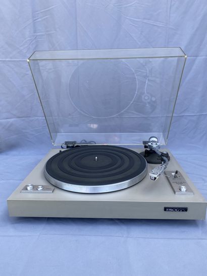 null Turntable, SCOTT, PS-17 A
As is, untested
Sold as is, without warranty