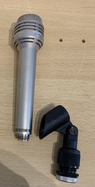 null Condenser microphone/electret, SONY, ECM 250
Good cosmetic condition, untested
Supplied...