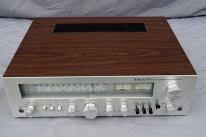 null Vintage tuner amplifier, SCOTT, R326 L
Very good cosmetic condition, working...