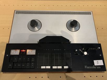 null Tape recorder, BANG & OLUFSEN, Beocord 1200
Average cosmetic condition, front...