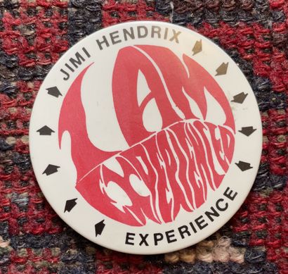 Jimi Hendrix * Button from the British Jimi Hendrix fan club (1967/1968) "I Am Experience"....