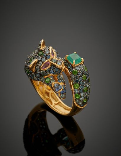 null Vermeil (925‰) "panther" ring set with sapphires, garnets and a degree-cut emerald,...