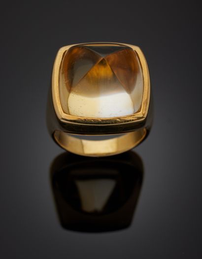 Important square signet ring in vermeil (925%)...