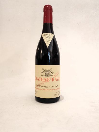 RHÔNE One bottle (1) - Château Rayas, 2009, Châteauneuf du Pape (label slightly ...