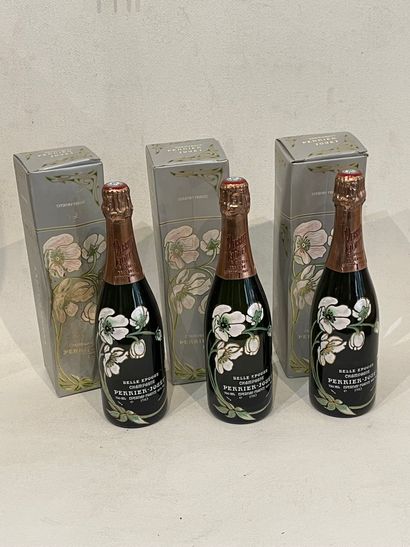 CHAMPAGNE Three (3) bottles - Champagne Belle Epoque, 1983, Perrier Jouet (bottles...
