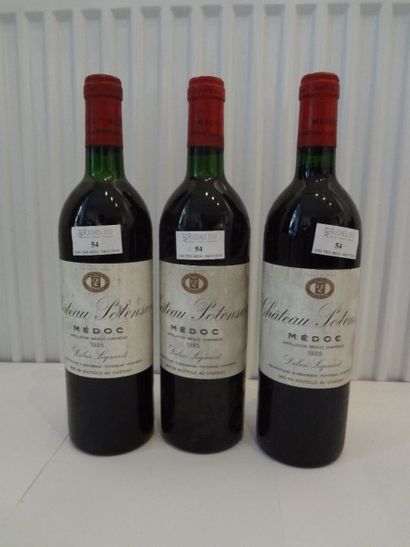 null 3 bouteilles de Château Potensac, 1985, niveau une légèrement bas, une haute-épaule,...