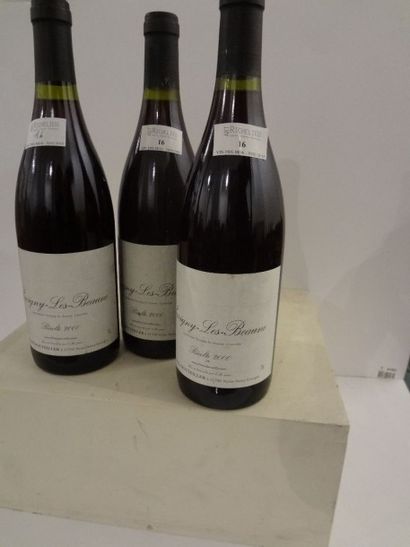 null 3 bouteilles, Savigny-les-Beaune, 2000, Bouteiller, étiquettes très légèrement...
