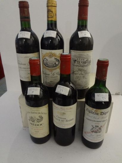 null Lot de six bouteilles de Bordeaux:

- 1 bouteille, Château Tertre de Caussan,...