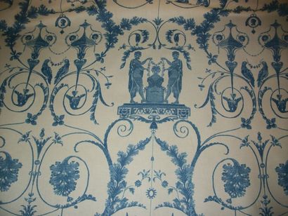 null Percale en coton imprimé « Toinette », style du XVIIIème siècle, fond crème,...
