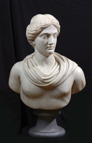 null Ecole Italienne, d’après l’antique "Buste de Romaine" Edition en marbre de Carrare...