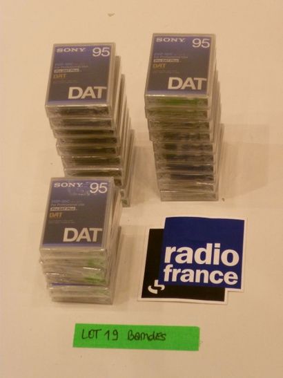 null Cassettes DAT (26x95 min) PDP-95C SONY - Neuves

DAT cassettes (26x95 min) PDP-95C...