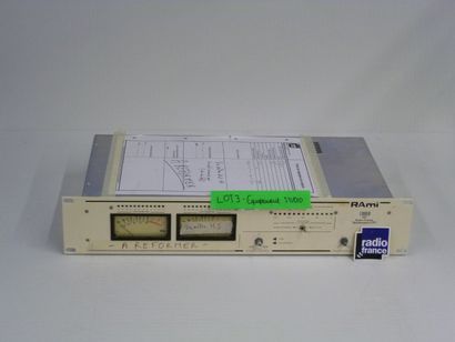 null Distributeur d'enregristrement RAMI Pour pièces

Audio distributor RAMI 19856...