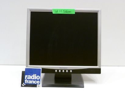 null Monitor LCD 178QPD-D YÜSMART Bon état

LCD Monitor 178QPD-D YÜSMART 7642TG004995...
