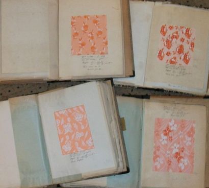 null Réunion de quatre albums de gouaches, circa 1930, Lyon pour Joseph Dubost, fleurs,...