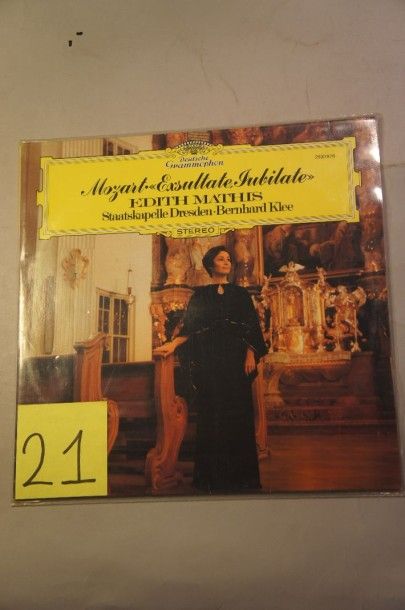 null Lot de 51 disques vinyl




Flamenco




Musique classique dont Strauss, Mo...