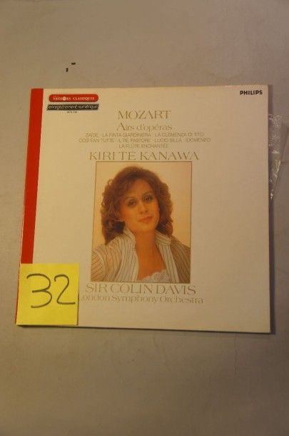 null Lot de 32 disques vinyl




Musique classique dont Chopin, Verdi, Mozart




Musique...