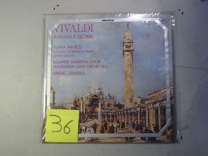 null Lot de 62 disques vinyl




Musique classique dont Vivaldi, Monteverdi




Jazz...