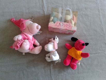 null SNOOPY - lot de 4 peluches 1er Age