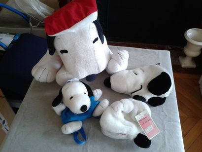 null SNOOPY - lot de 3 objets en peluches