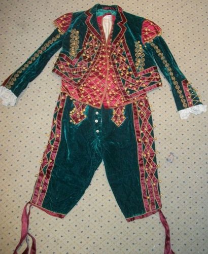 null Costume de théâtre, fin XIXème siècle, velours de soie émeraude, parements de...