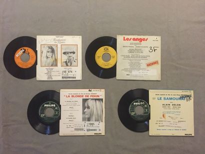 null LOT de 4 disques 45 T et EP de Bandes Originales de films de Francois De Roubaix...