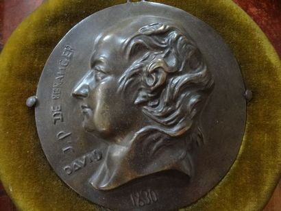 null Pierre Jean DAVID D'ANGERS (1788-1856)

"JB de Béranger 1830"

Médaille en bronze

Diam.:...