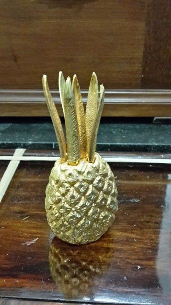 null Pique à escargots en forme d'ananas doré