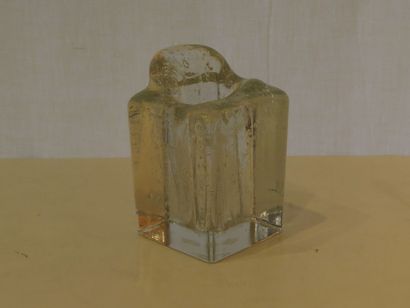 null Serge MANSAU (né en 1930) - Vase en pâte de verre bullée, signé, vers 1970

H....