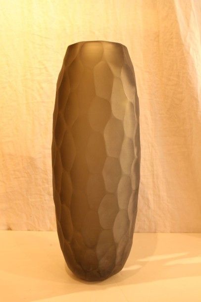 null Alberto BARBINI - Grand Vase en verre teinté gris dans la masse, soufflé et...