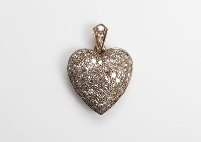 null PENDENTIF – PORTE SOUVENIR « cœur » ouvrant en or rose 14 carats (585 millièmes)...