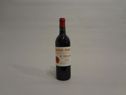 null 12 Bouteilles - Château Figeac, 1994, 1er GCC B de Saint Emilion (3 étiquettes...