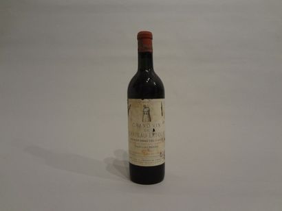 null 2 Bouteilles - Château Latour, 1956, 1er GCC de Pauillac (2 étiquettes en mauvais...