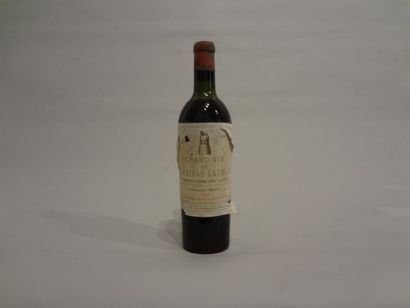 null 5 Bouteilles - Château Latour, 1953, 1er GCC de Pauillac (5 étiquette en mauvais...