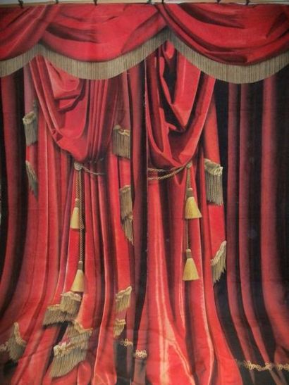 null Suite de quatre rideaux et un lambrequin pour le théâtre, velours rouge imprimé...