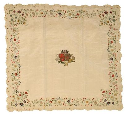 Rare tapis de table, XVIIIème siècle, moire...
