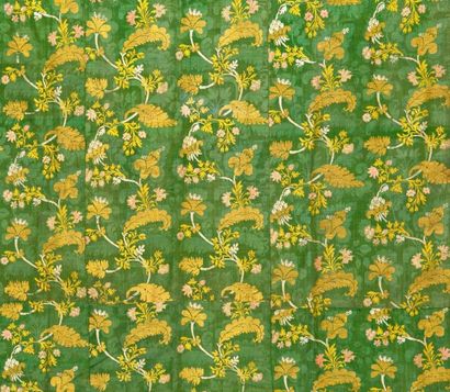 null Lampas, XVIIIème siècle, fond damas satin vert, décor broché crème, jaune et...