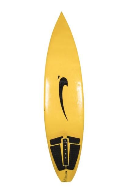 null PLANCHE de SURF «Brice 3» de James Huth. Nous remercions Mandarin Production...