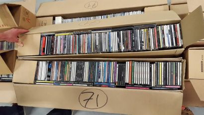 null Lot de 500 CD variés