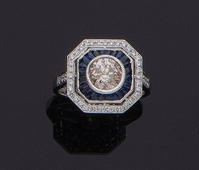 null BAGUE octogonale en or gris (750 millièmes) serti de diamants taille brillant...