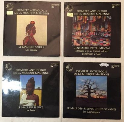 MUSIQUE DU MONDE Lot de 90 disques 33 T et de 5 disques 45 T de musique traditionnelle...