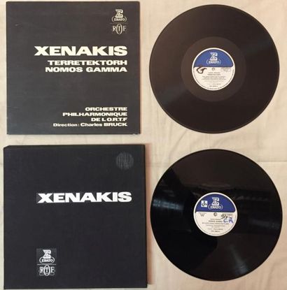 MUSIQUES EXPERIMENTALES Lot de 1 disque 33 T et de 1 coffret de Xenakis comprenant...