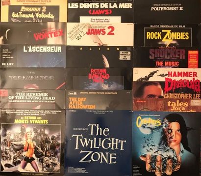 BANDES ORIGINALES DE FILMS Lot de 46 disques 33 T de musiques de films d'horreur.
VG...