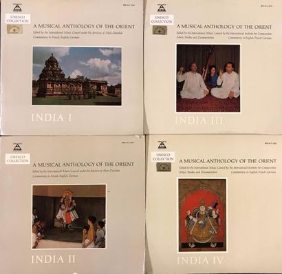 null MUSIQUE DU MONDE - Lot de 4 disques 33T du label Musicaphon, collection UNESCO...