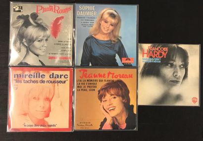 null CHANSON FRANCAISE - Lot de 5 disques 45T/EP de chanteuses. 

Set of 5 x 7“/EP's...