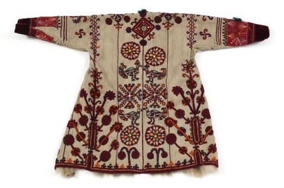 null Manteau, Rajahstan, Inde, toile crème brodée en camaïeu rouge de fleurs, dos...