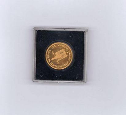 null Médaille commémorative en or Charles de Gaulle, frappe de la monnaie de Paris....